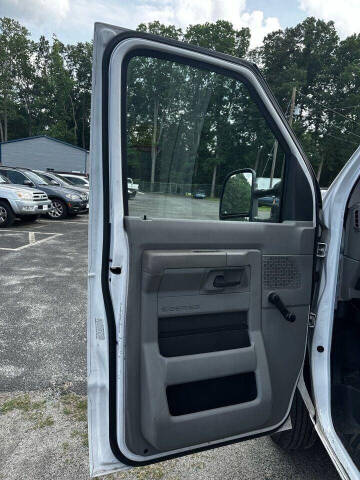 2018 Ford E-Series E-350 SD