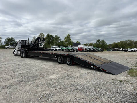 2022 Towmaster 48' Hydraulic Dove Semi