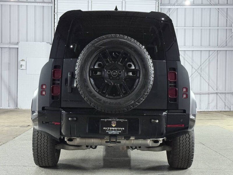 2024 Land Rover Defender 110 P400 X-Dynamic SE