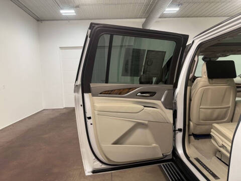 2021 Cadillac Escalade ESV Sport Platinum