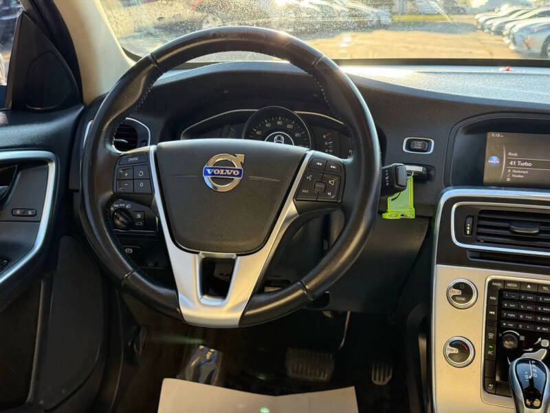 2018 Volvo S60 T5 Dynamic