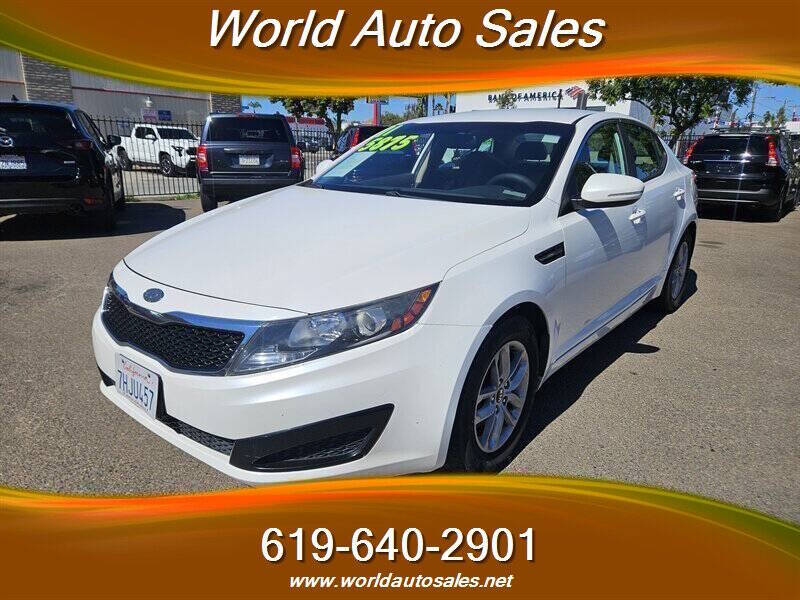 2011 Kia Optima LX's photo