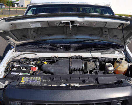 2010 Ford E-Series E-350 SD XLT