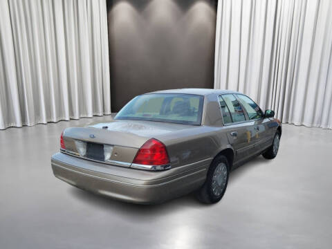 2004 Ford Crown Victoria