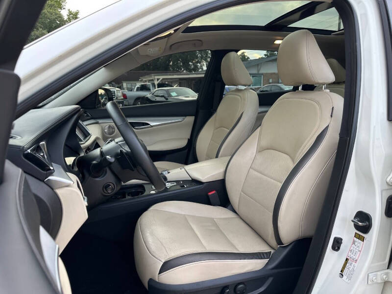 2019 Infiniti QX50 Essential