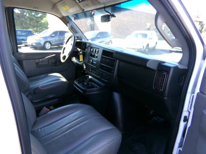 2018 GMC Savana LS 3500