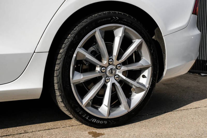 2020 Volvo S60 T5 Momentum