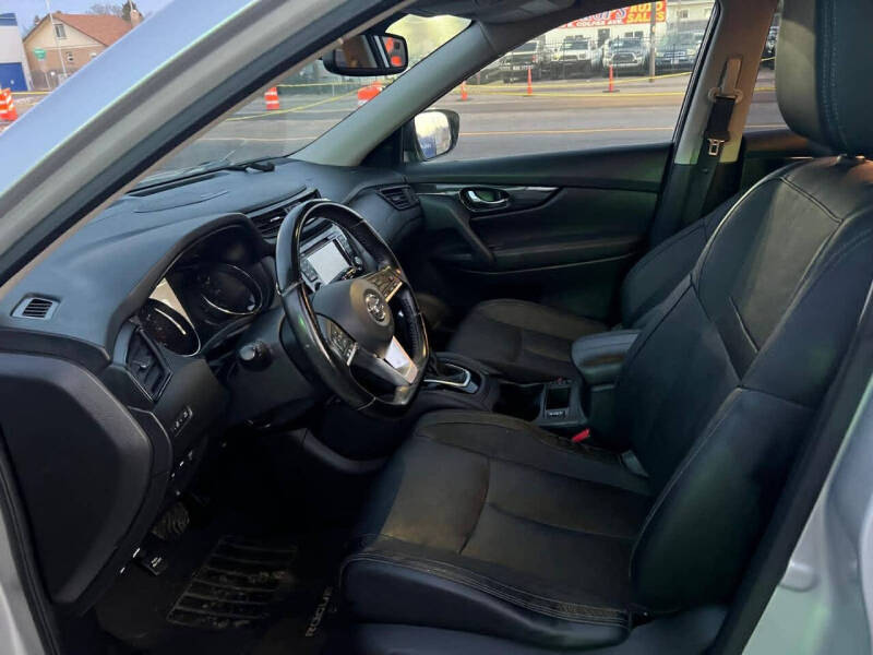 2017 Nissan Rogue S