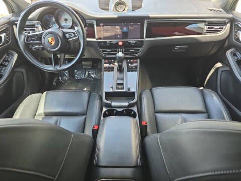 2023 Porsche Macan S