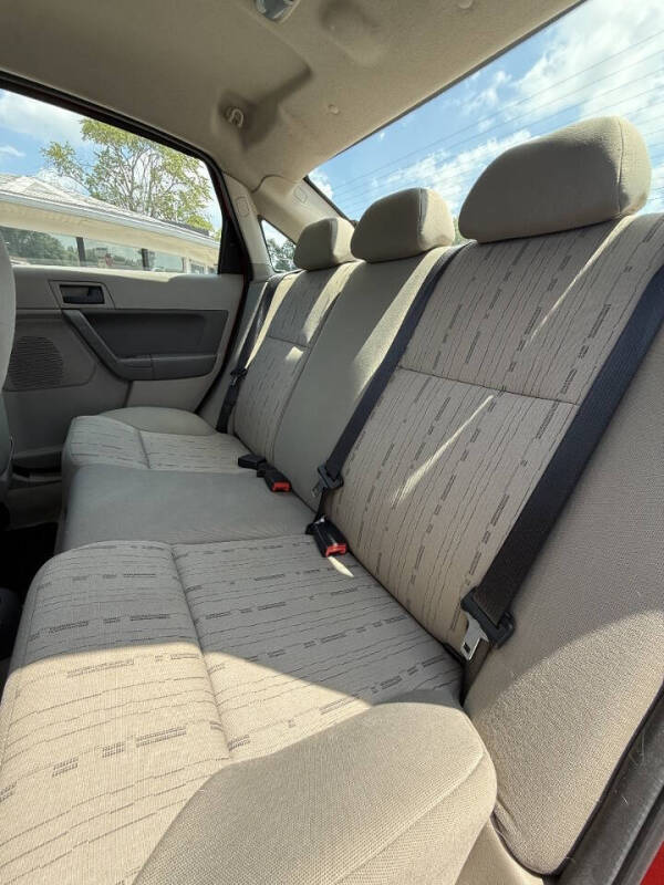 2010 Ford Focus SE