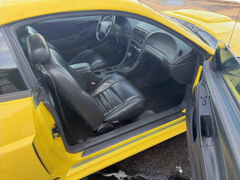 2001 Ford Mustang GT