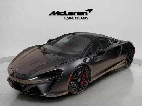 2023 McLaren Artura