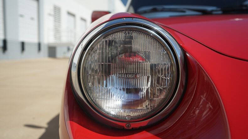 1986 Alfa Romeo Spider Veloce