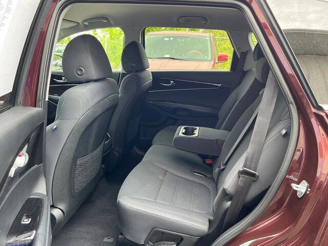 2019 Kia Sorento LX