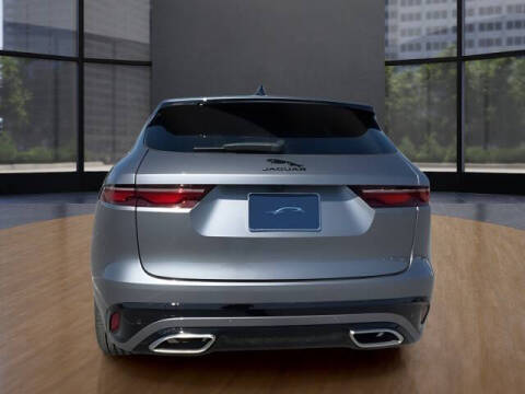 2025 Jaguar F-PACE P400 R-Dynamic S