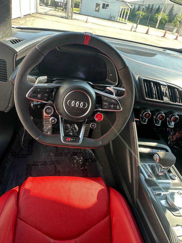 2021 Audi R8 Base photo 24