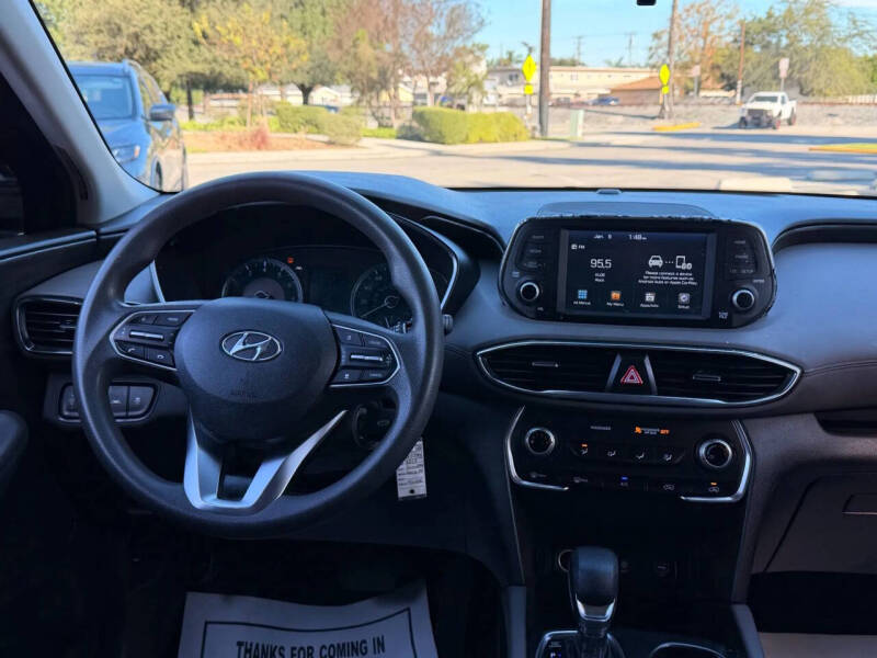 2019 Hyundai Santa Fe SE 2.4L