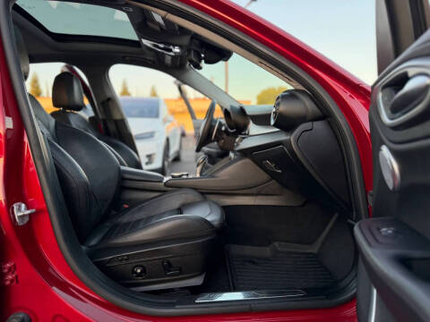 2017 Alfa Romeo Giulia Ti