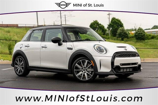 2024 MINI Hardtop 4 Door for sale in Saint Louis, MO