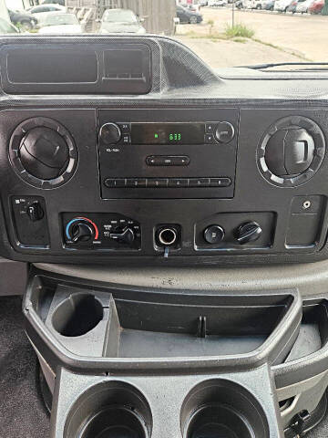 2014 Ford E-Series E-150