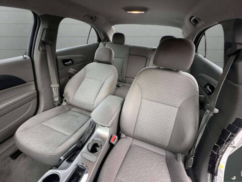 2015 Chevrolet Malibu LS