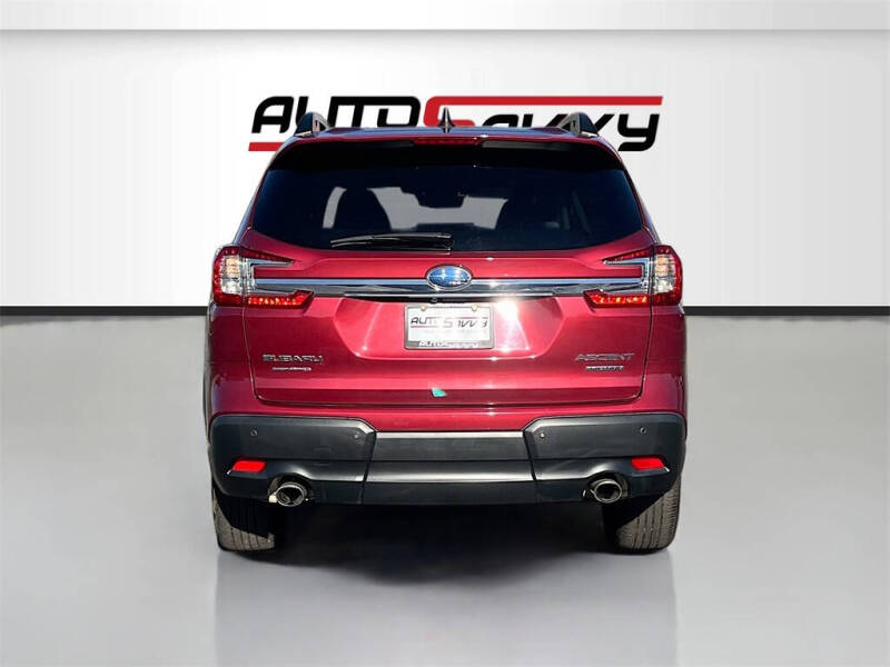 2023 Subaru Ascent Limited 8-Passenger