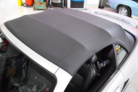 2004 Ford Mustang Deluxe