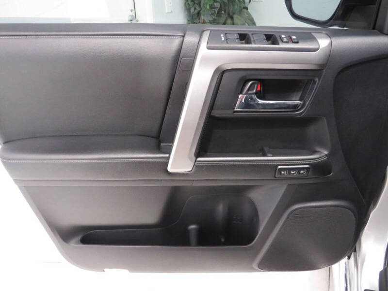 2014 Toyota 4Runner SR5