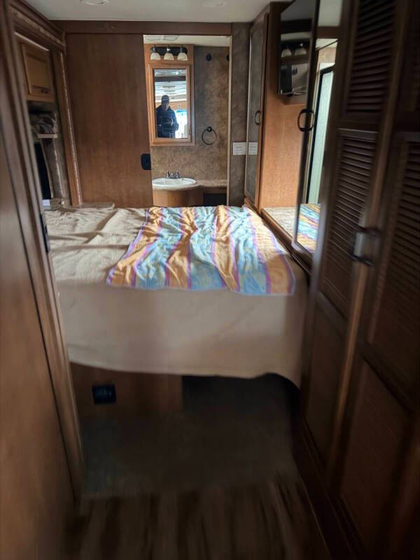 2013 Thor Motor Coach Hurricane