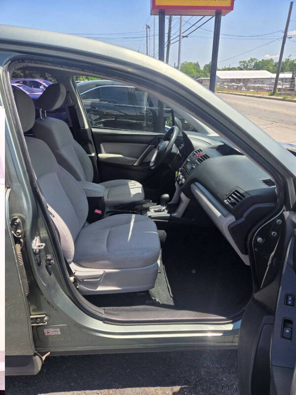 2015 Subaru Forester 2.5i