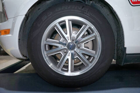 2005 Ford Mustang V6 Premium