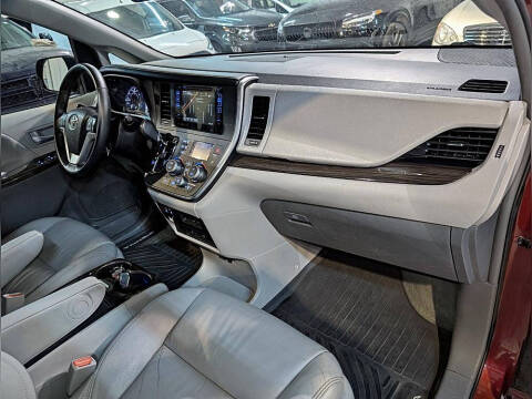 2017 Toyota Sienna