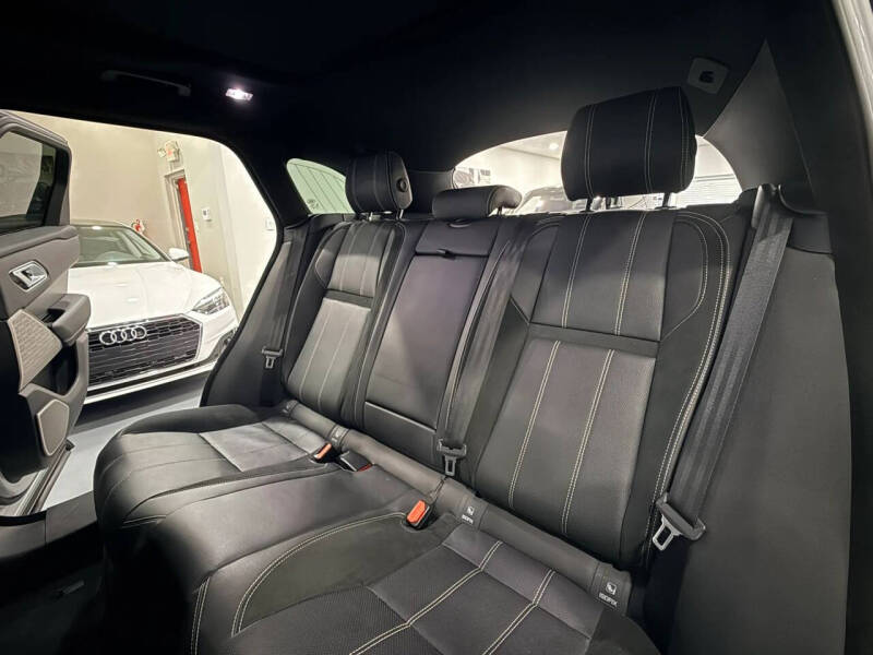 2019 Land Rover Range Rover Velar P250 R-Dynamic SE
