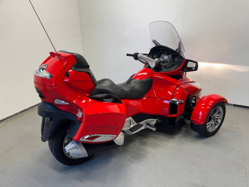 2012 Can-Am Spyder RT-S SM5