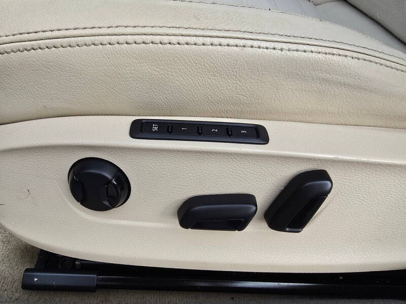 2014 Volkswagen Passat 2.0L TDI SEL Premium