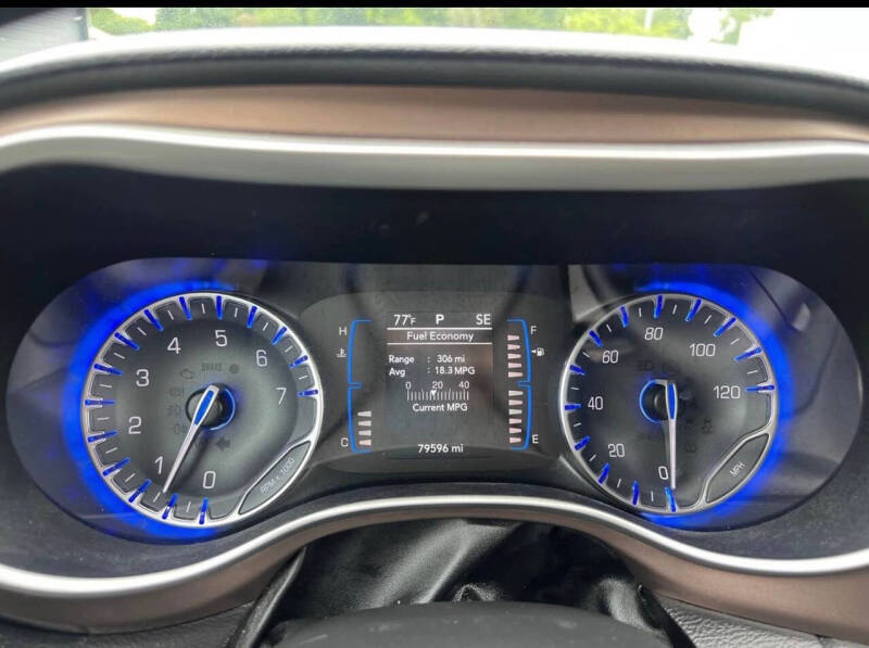 2017 Chrysler Pacifica Touring