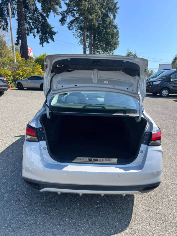 2021 Nissan Versa SV