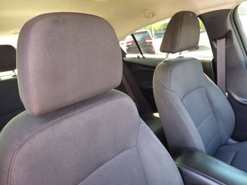 2017 Chevrolet Cruze LT Auto