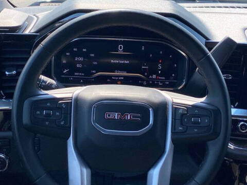 2024 GMC Sierra 1500 Elevation Standard
