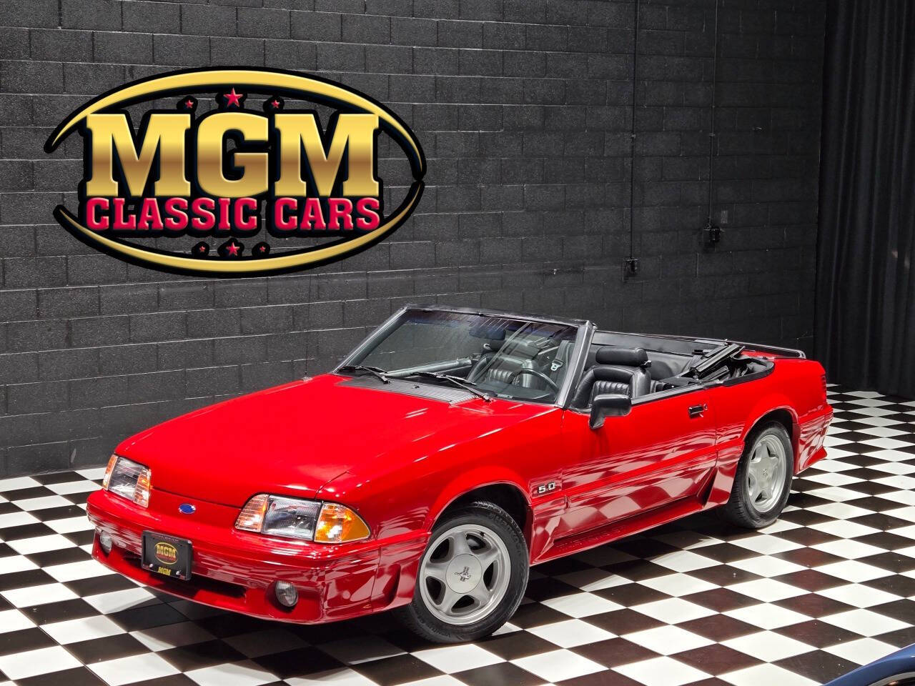 1992 Ford Mustang 1