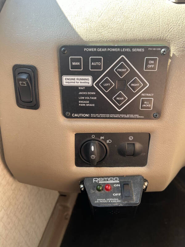 2017 Winnebago Vista 29VE