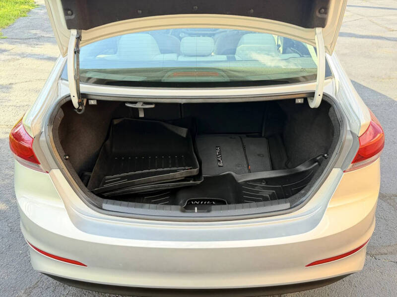2018 Hyundai Elantra