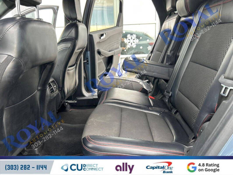 2023 Ford Escape ST-Line