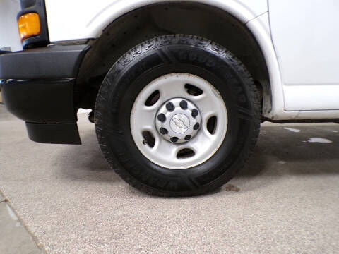 2017 Chevrolet Express 2500