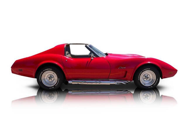 Red 1975 Chevrolet Corvette 2