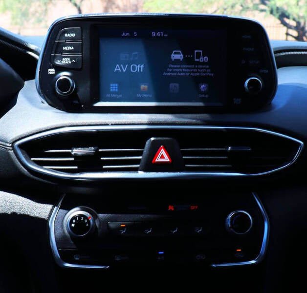 2019 Hyundai Santa Fe SE 2.4L