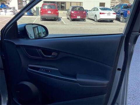 2021 Hyundai Kona SEL Plus