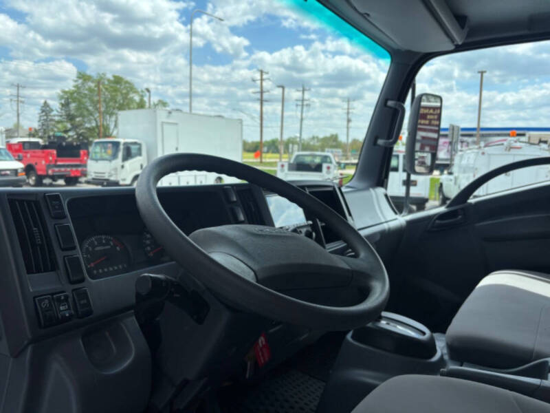 2019 Isuzu NPR