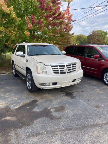 2008 Cadillac Escalade for sale at DNM Autos in Youngstown OH