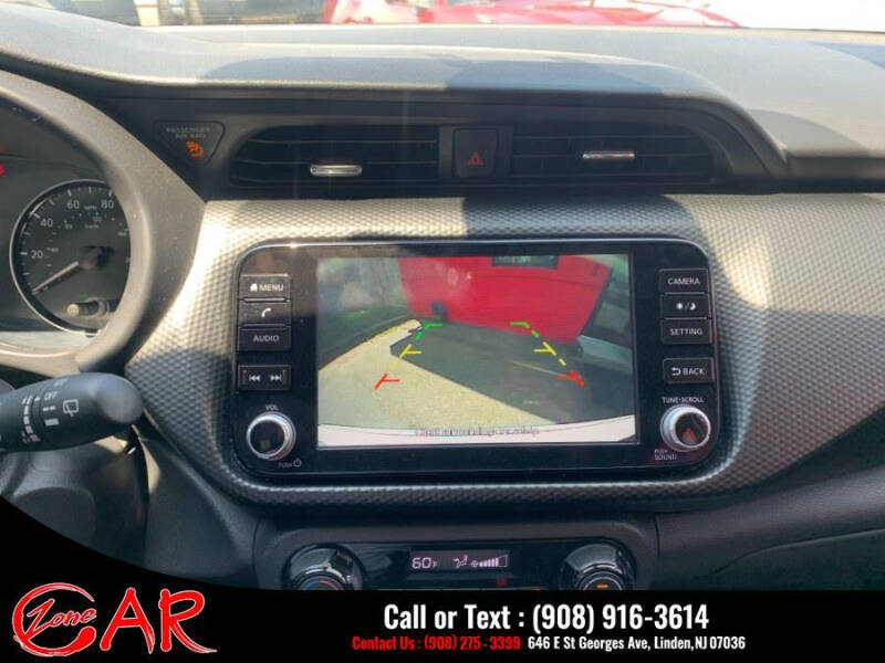 2022 Nissan Kicks SV